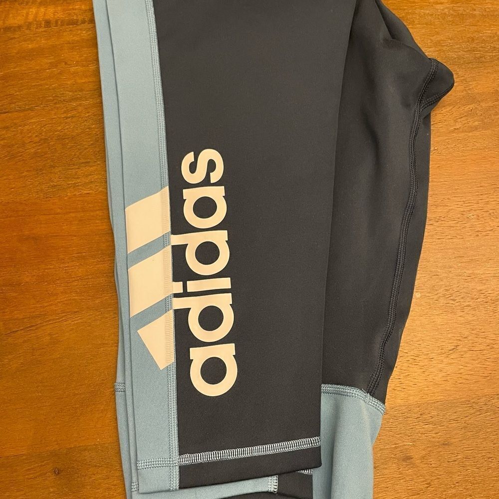 3 Pcs Adidas Matching Sports Wear TANK-SHORTS-LEGGINGS. - Picture 7 of 8